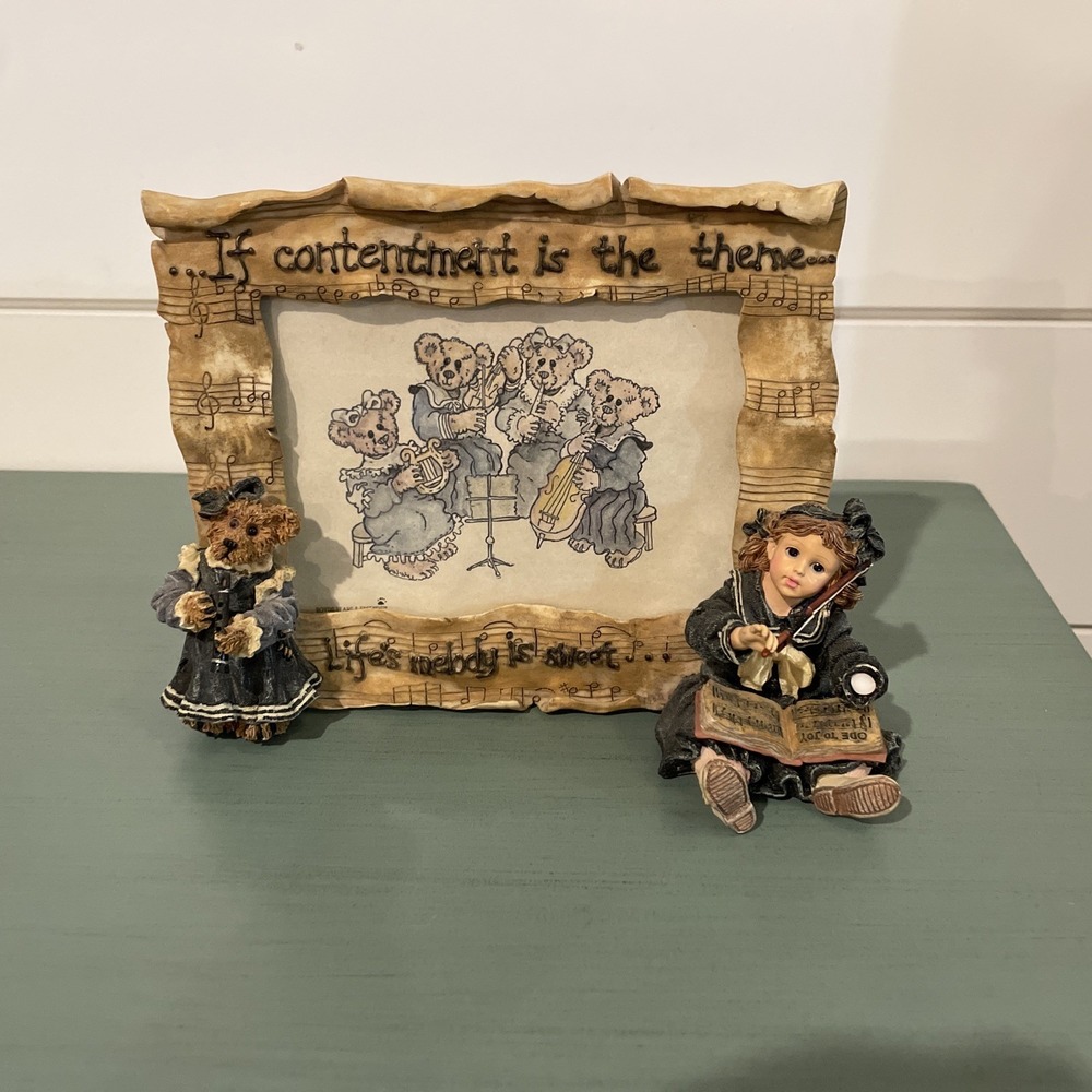 BOYDS DOLLSTONE PICTURE FRAME - LINDSEY W/ LOUISE...THE RECITAL